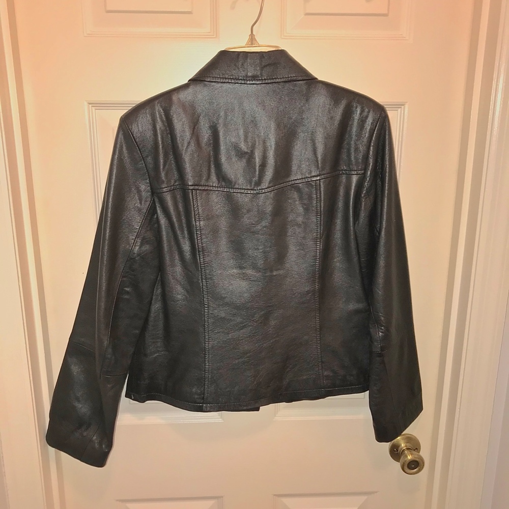 Leather jacket - Picture 3 of 3